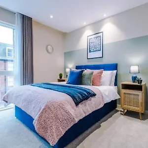 stunning-central-york-yo1-6ad.yorkshirehotels.net/